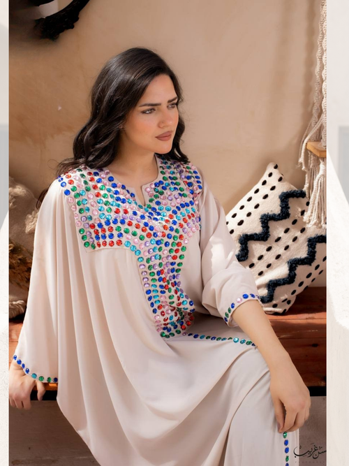 جلابيه كريب مطرزة